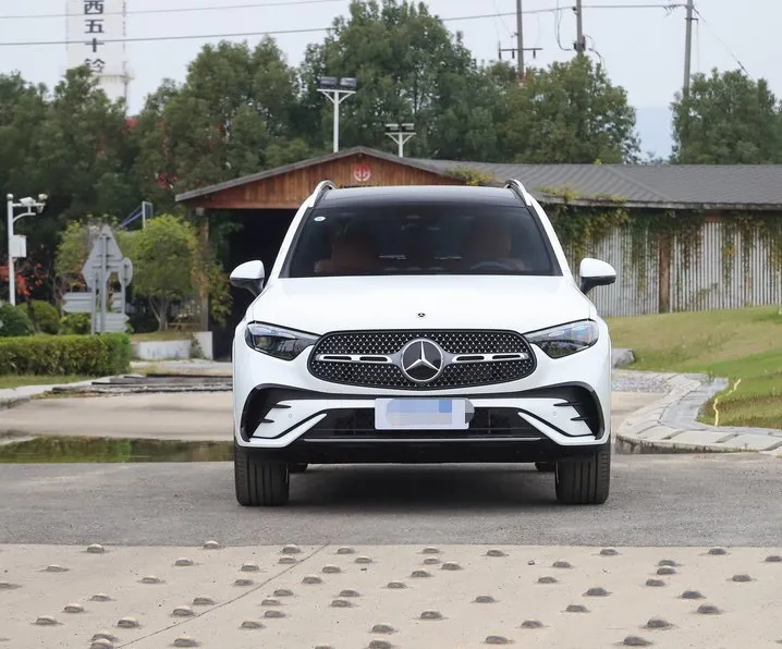 imgi_87_2024-Mercedes-Benz-Glc-Hybrid-SUV-Eco-Friendly-New-Energy-Vehicle 2026 Mercedes Benz Glc Hybrid SUV – Eco-Friendly Vehicle– Wholesale Price From China | Cars From China Prices - Image 1
