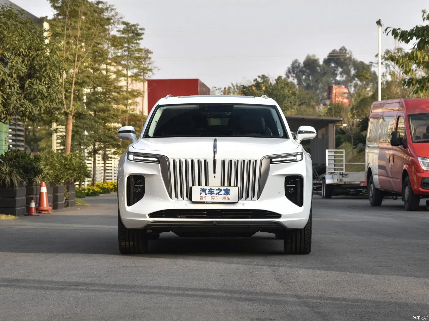 imgi_91_2023-Hongqi-E-HS9-New-Energy-Vehicles 2026 Hongqi E-HS9 New Energy Vehicles– Wholesale Price From China | China EV Export - Image 1